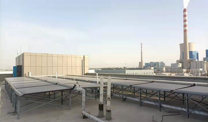 員工宿舍熱水工程：新疆阿拉爾工業園工人宿舍太陽能熱水系統